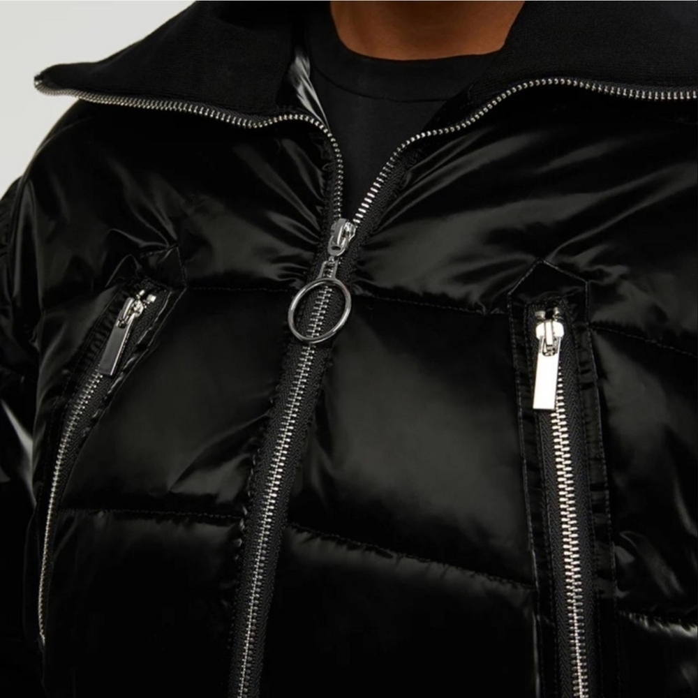 WE WORE WHAT Cropped Puffer Jacket in Black, Size Women's Small - Picture 3 of 14